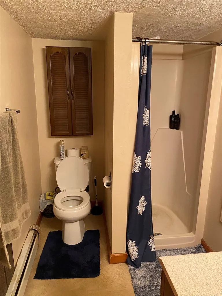5 Kingston Road Danville NH 03819