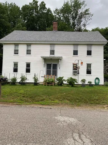 5 Kingston Road Danville NH 03819