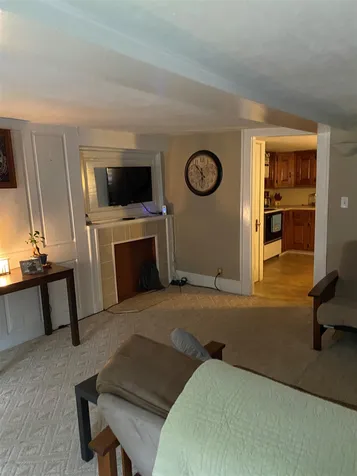 5 Kingston Road Danville NH 03819
