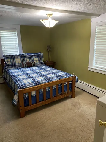 5 Kingston Road Danville NH 03819