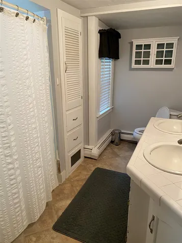 5 Kingston Road Danville NH 03819