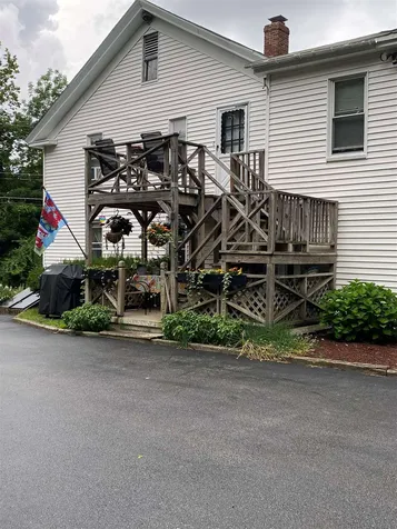 5 Kingston Road Danville NH 03819