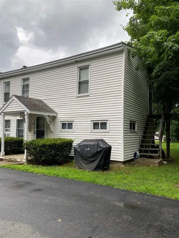 5 Kingston Road Danville NH 03819