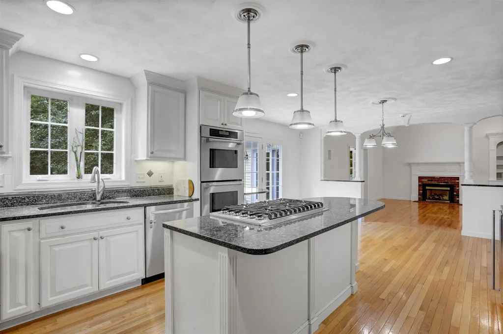 11 Remington Road Salem NH 03079