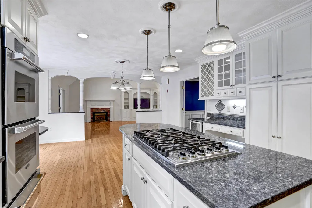11 Remington Road Salem NH 03079