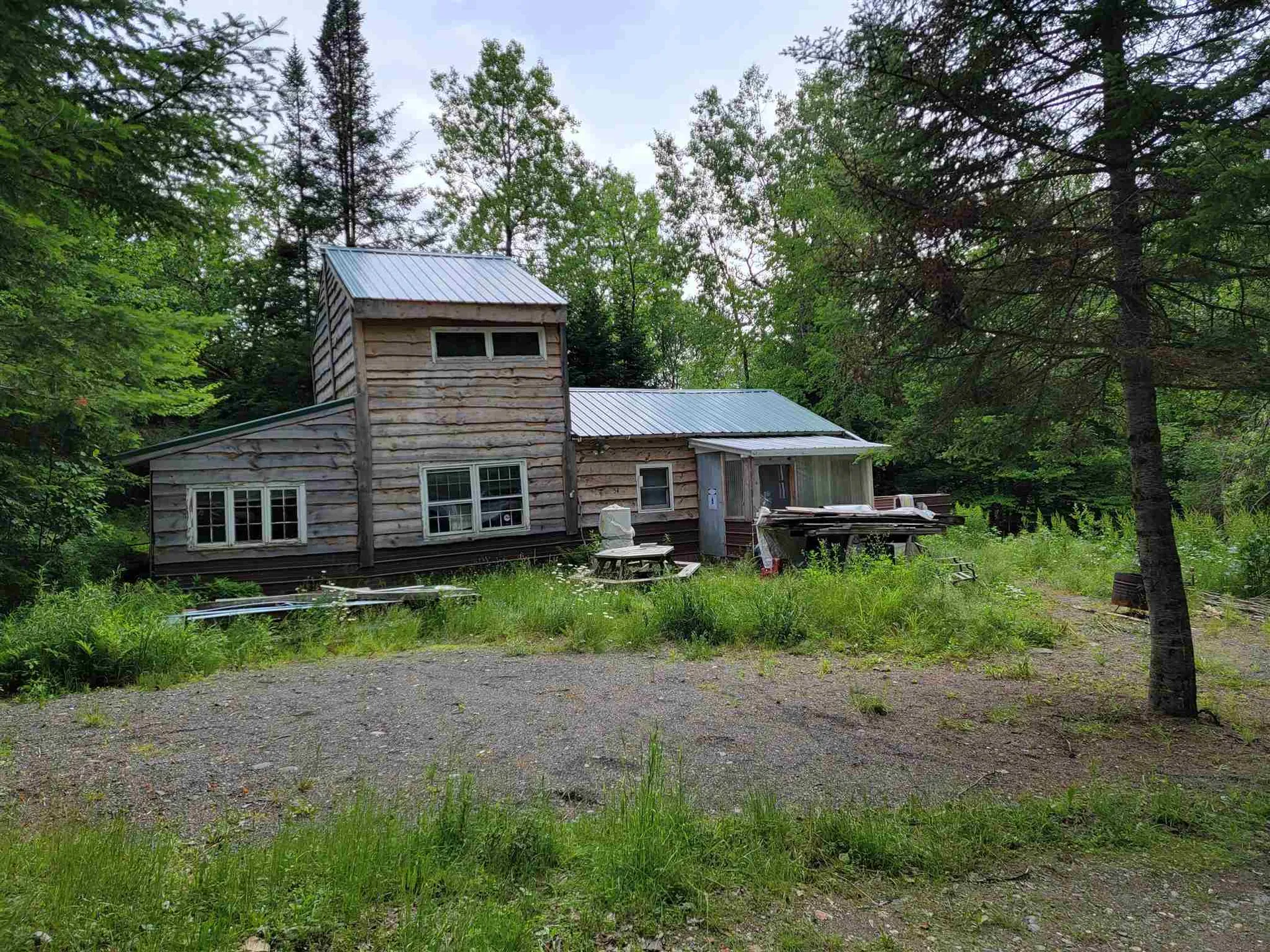 54 S Bay Trail Pittsburg NH 03592