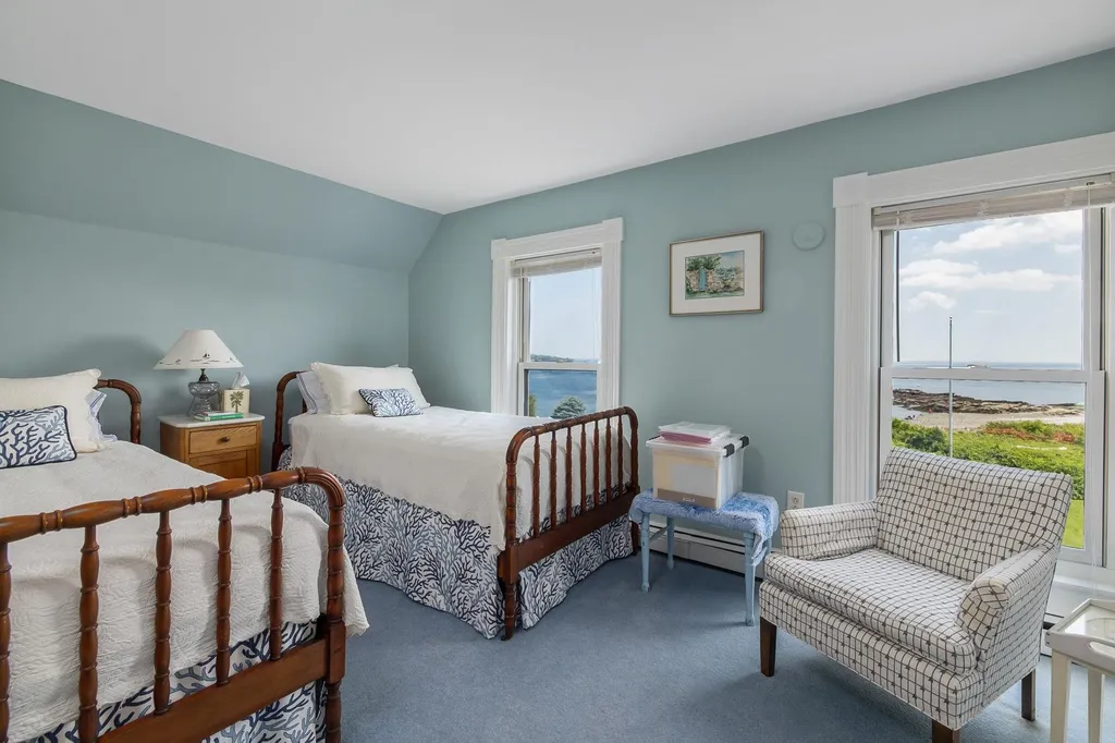 17 Sea Breeze Lane New Castle NH 03854