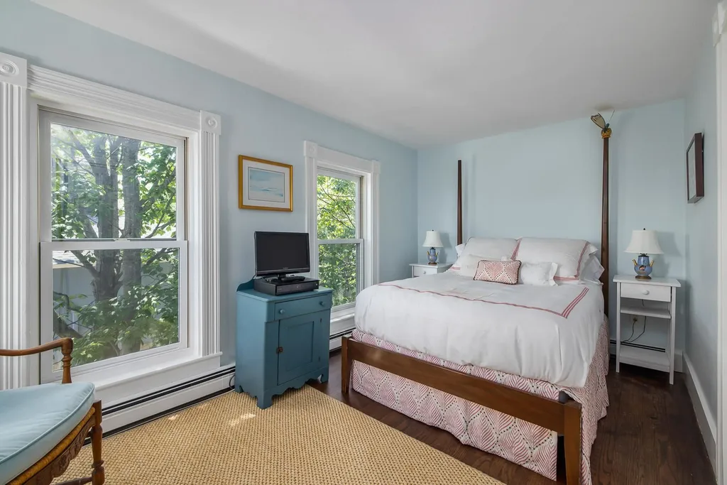 17 Sea Breeze Lane New Castle NH 03854