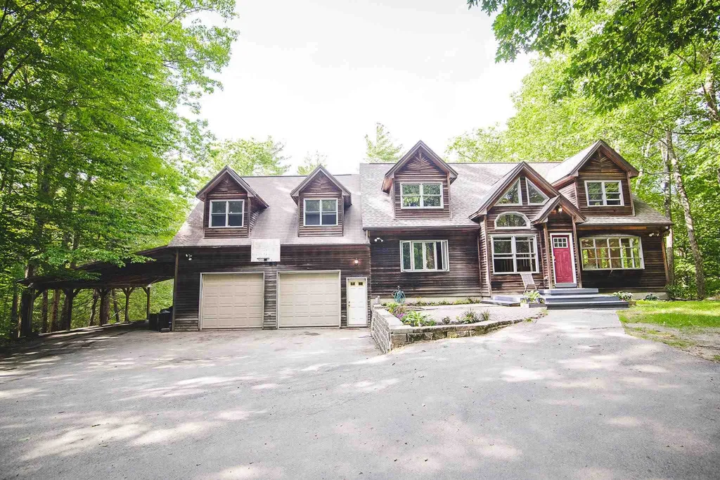 1438 Russell Station Road Francestown NH 03043