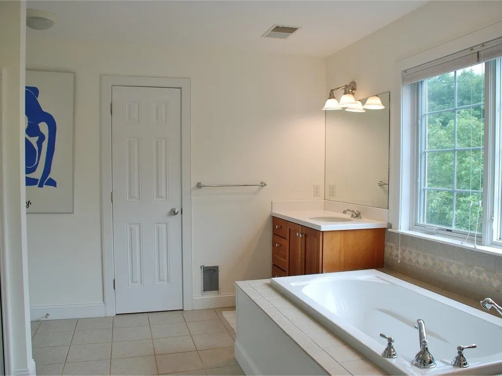 165 Hawley Road Shelburne VT 05482