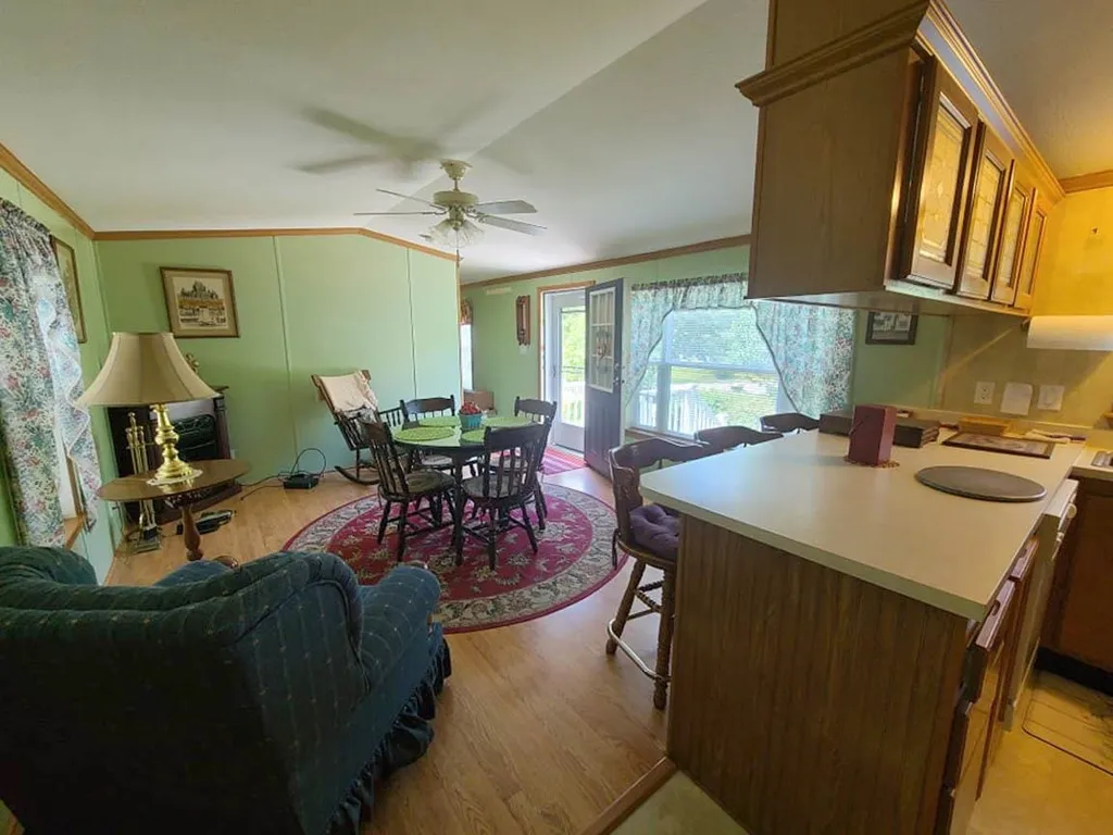 10 Morton Street Exeter NH 03833