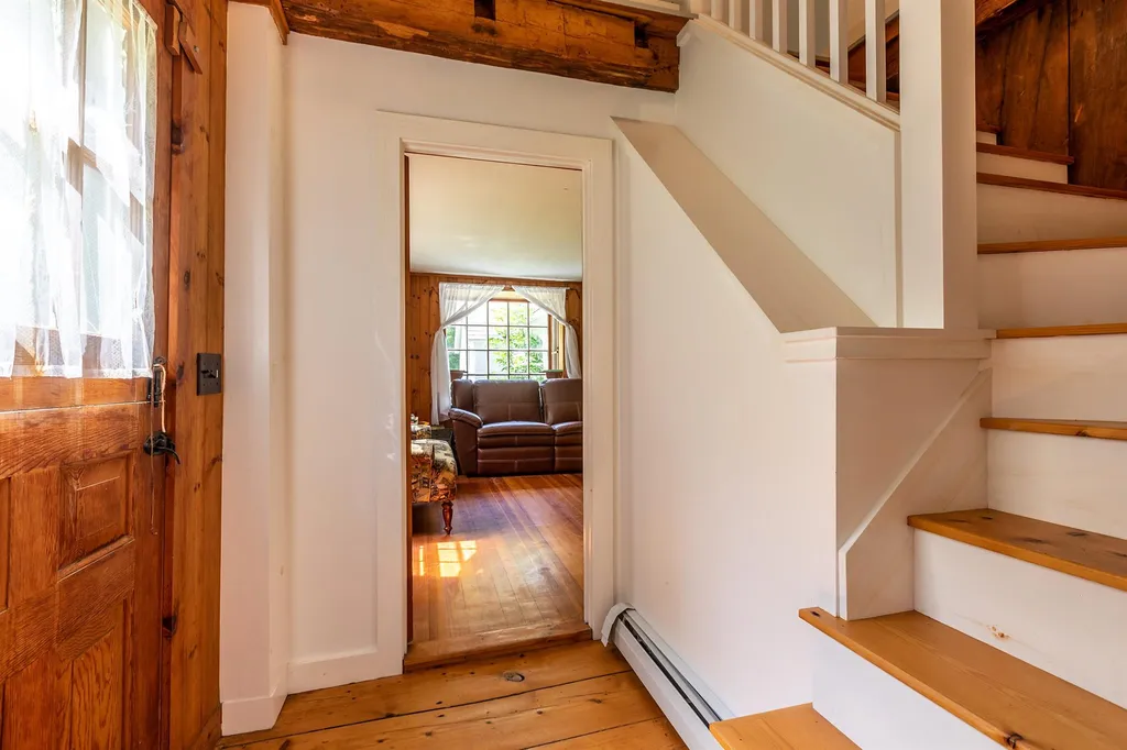 4941 West Hill Road South Jamaica VT 05343