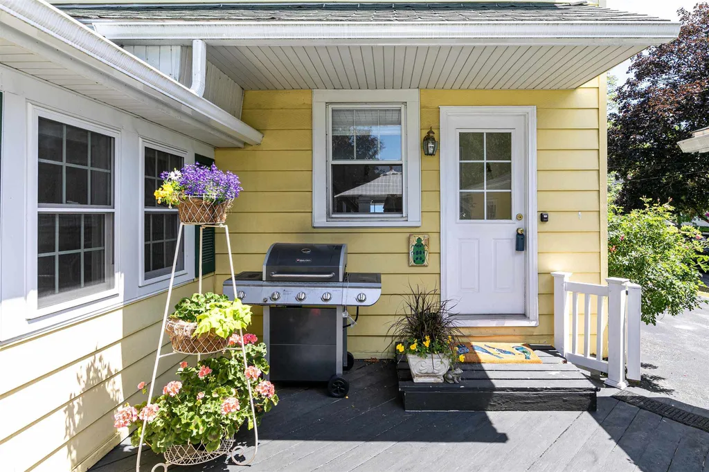 62 Smith Street St. Albans City VT 05478