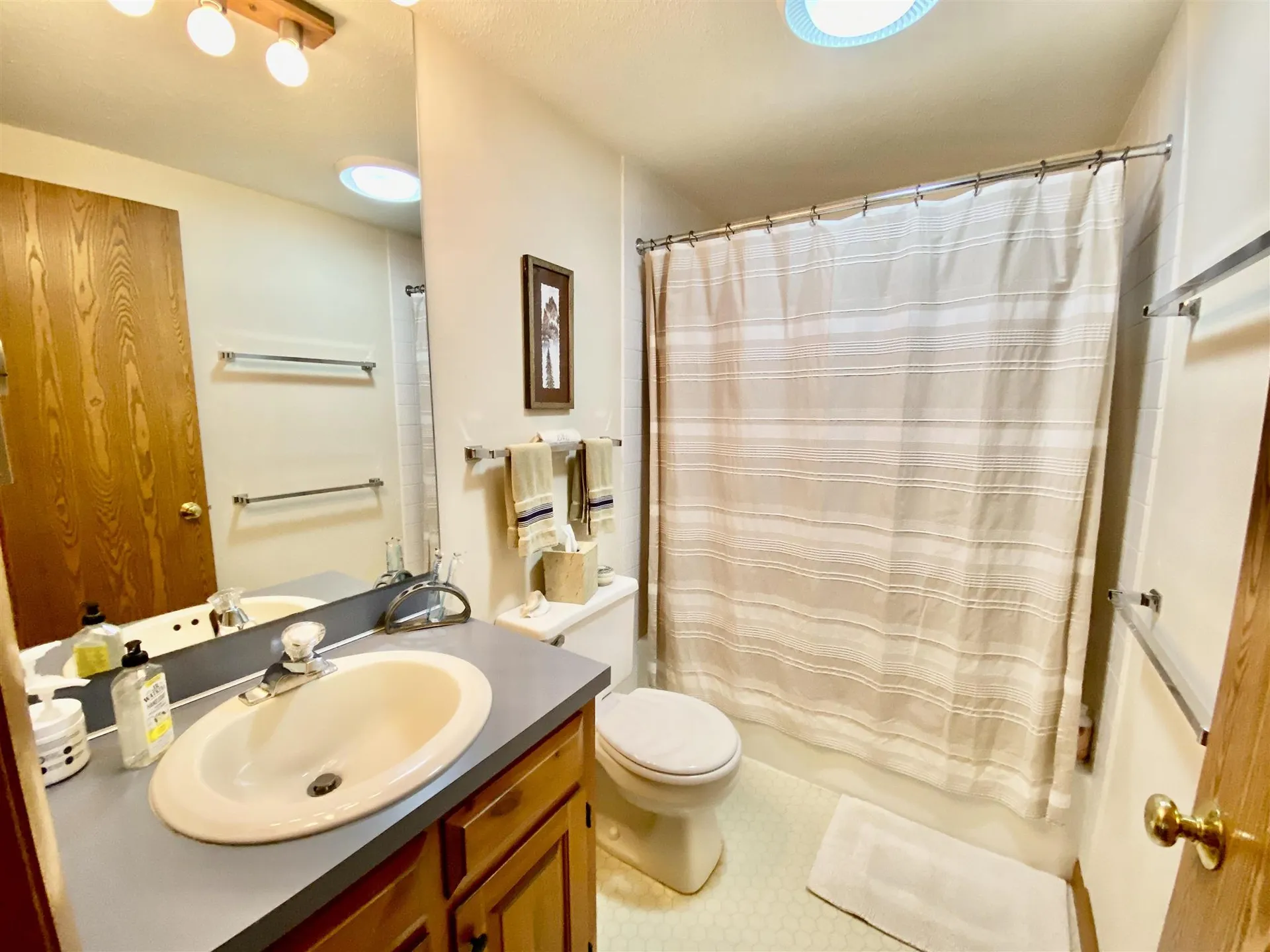 837 Cove Drive Grantham NH 03753