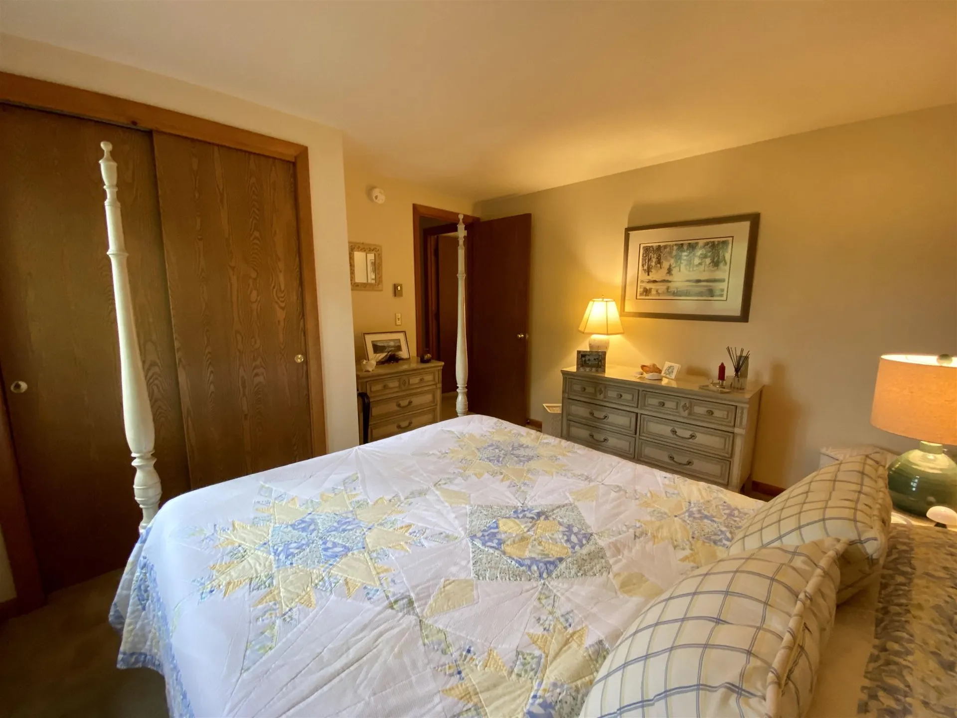 837 Cove Drive Grantham NH 03753