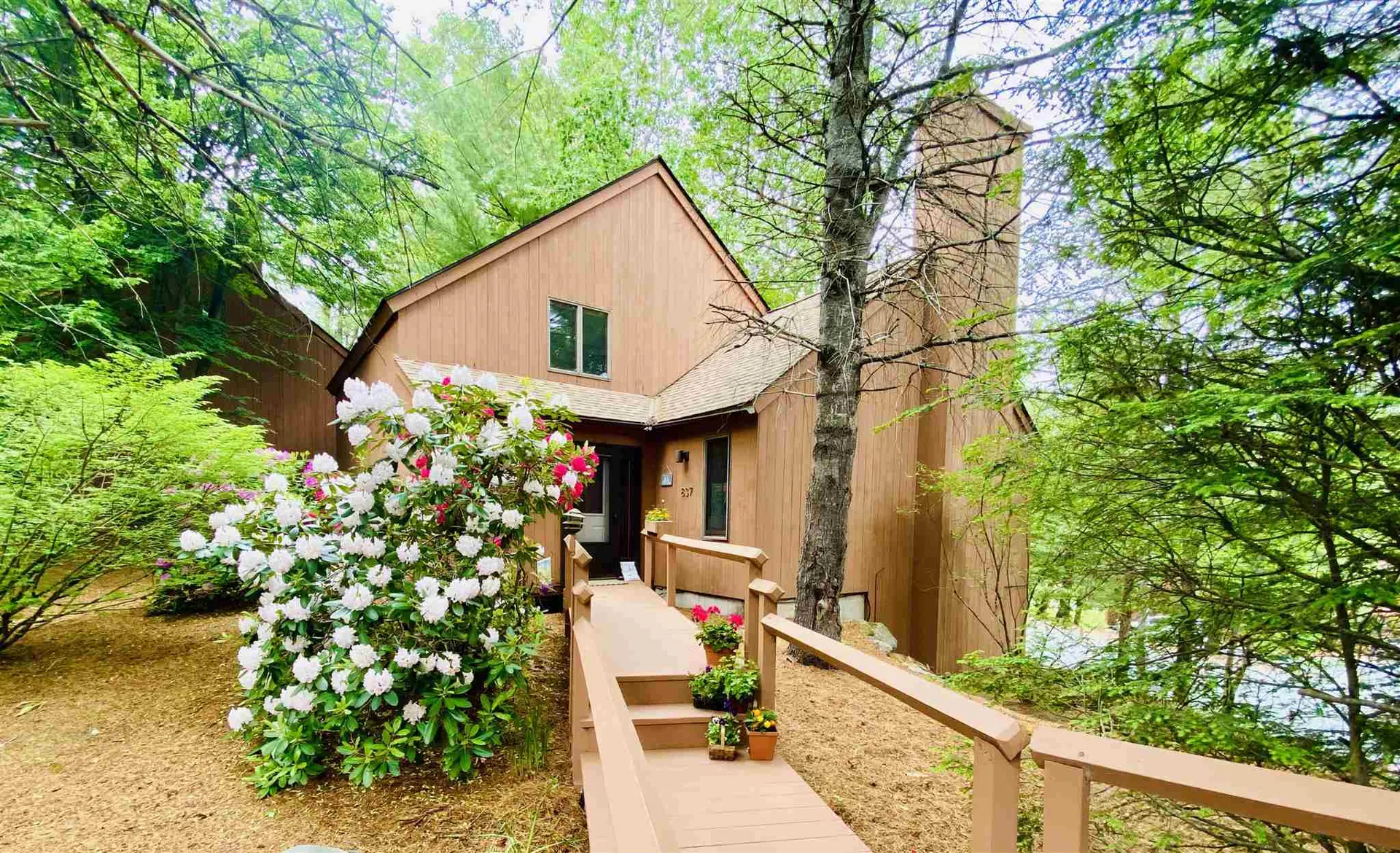 837 Cove Drive Grantham NH 03753