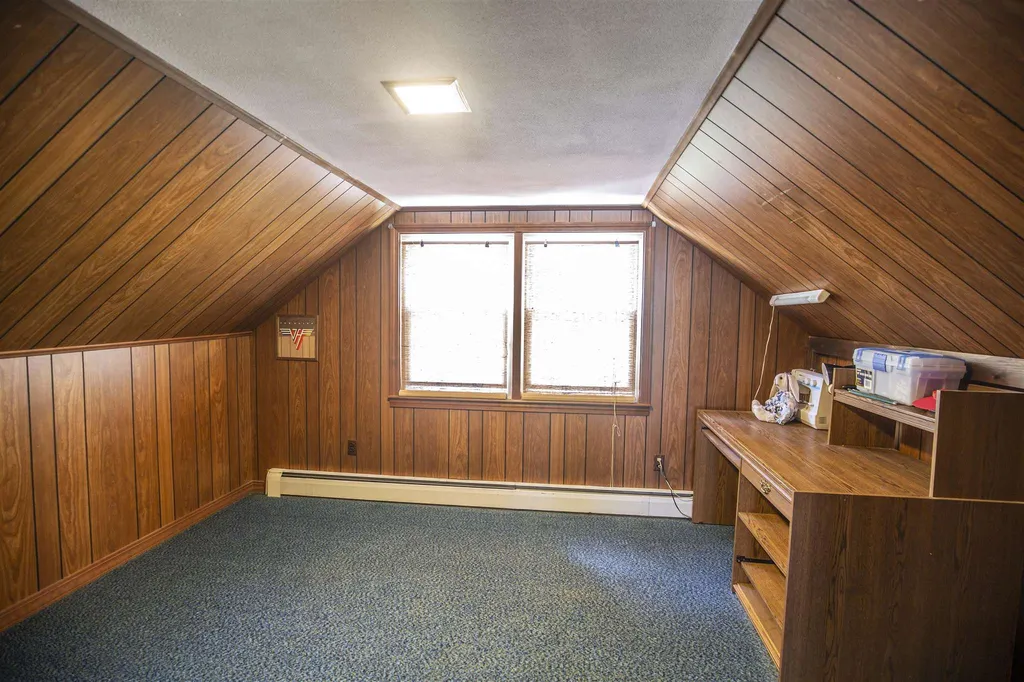 33 Leonard Drive Pelham NH 03076