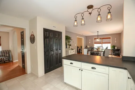 28 Whitneys Way Newbury NH 03255