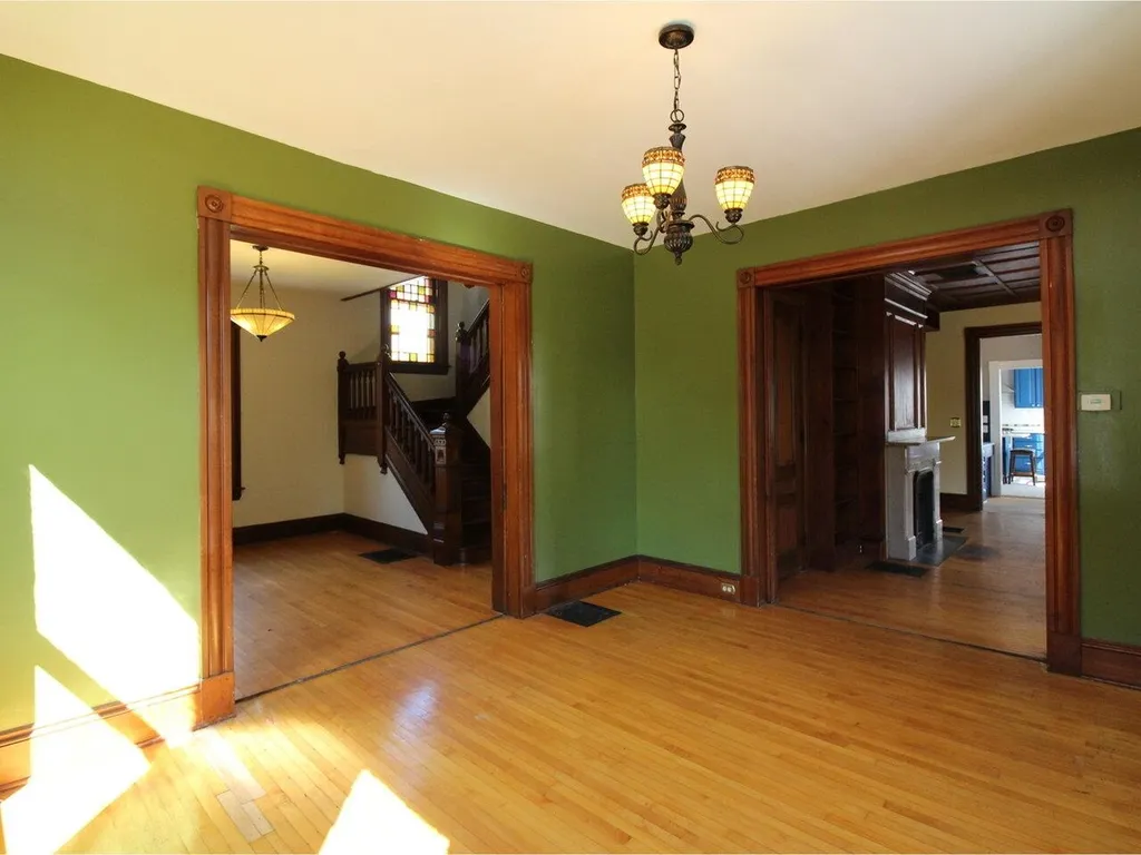 38 North Winooski Avenue Burlington VT 05401