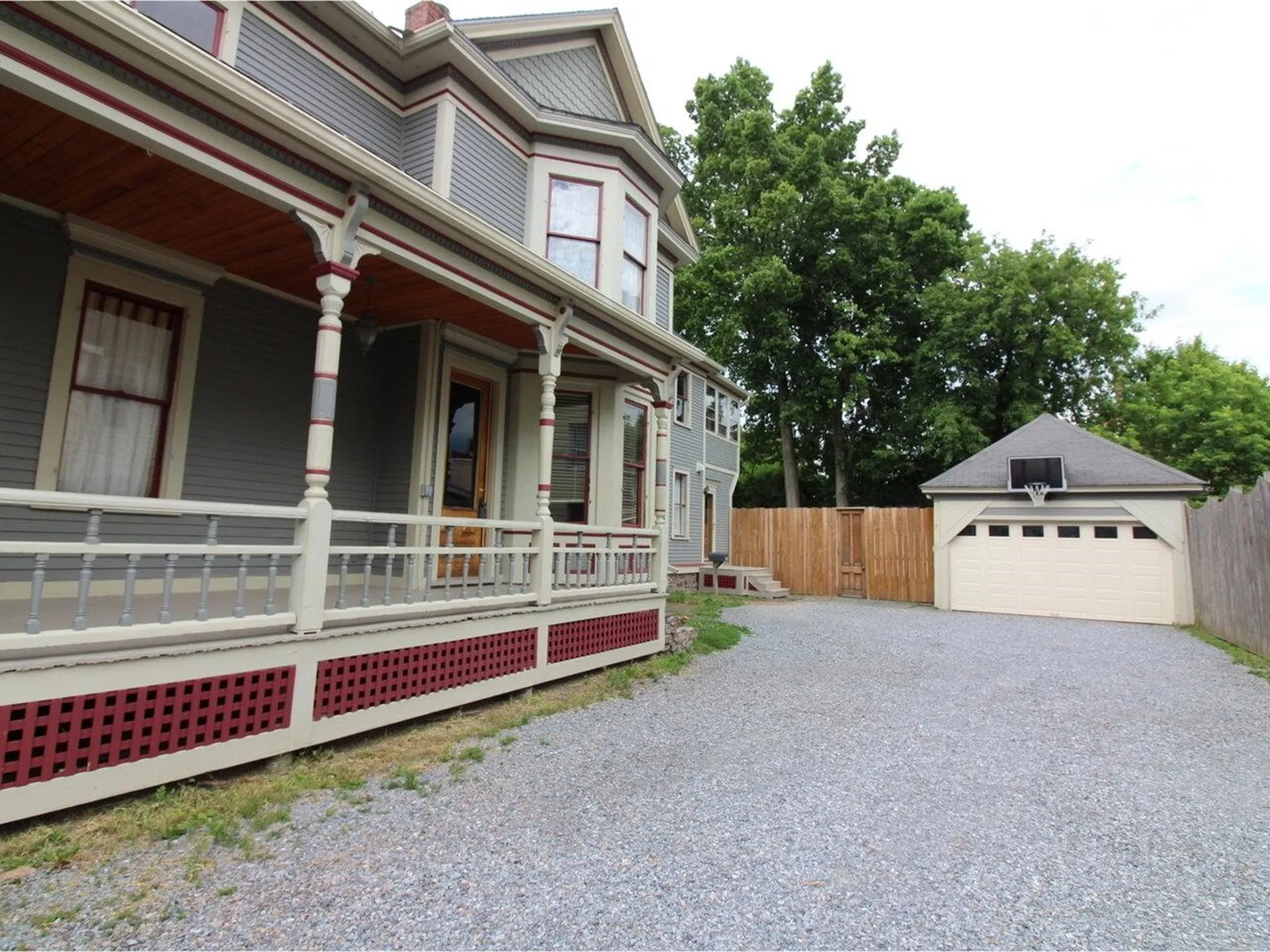 38 North Winooski Avenue Burlington VT 05401
