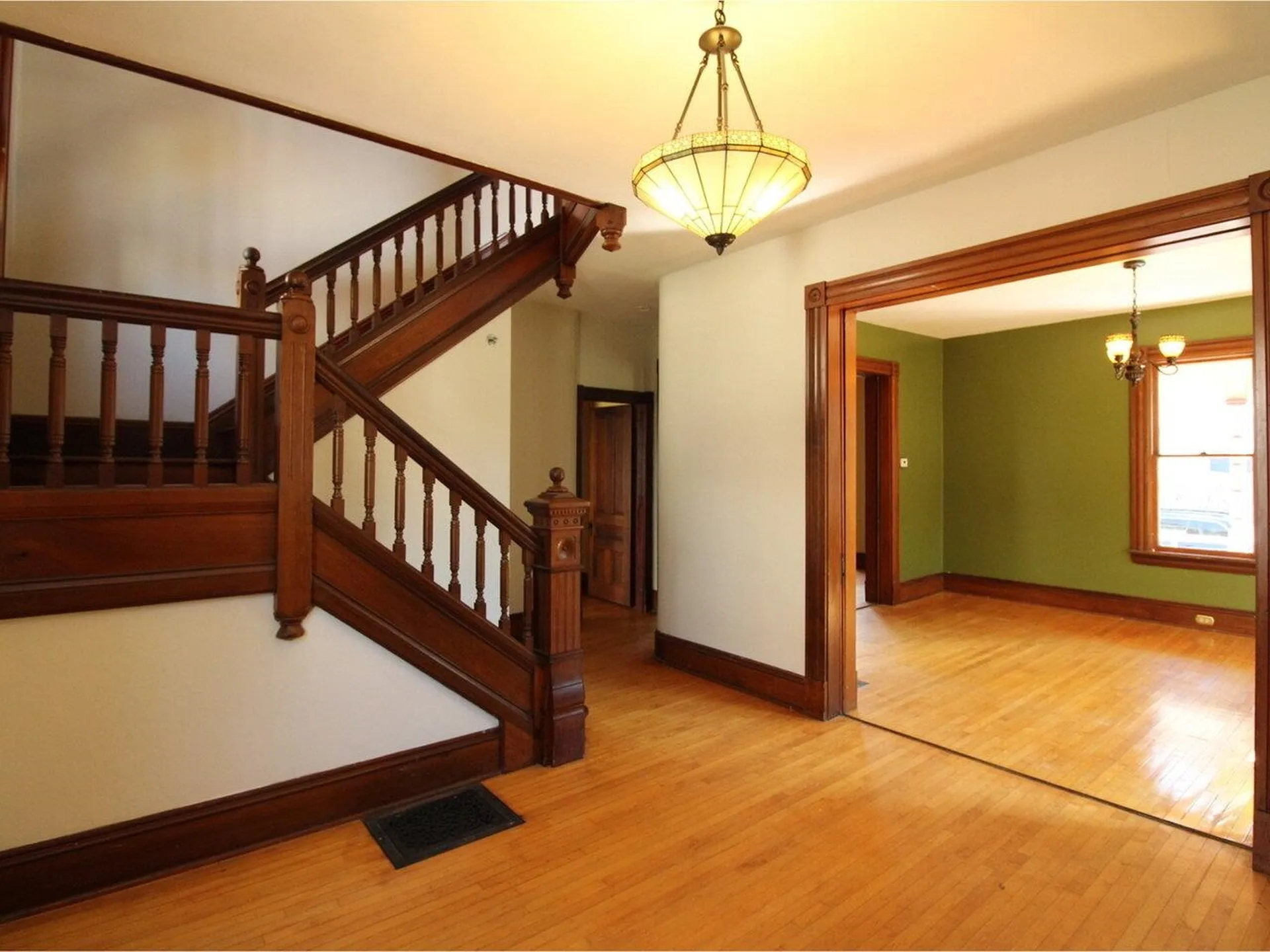 38 North Winooski Avenue Burlington VT 05401