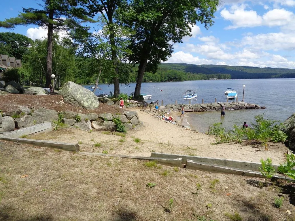 1755 Mayhew Turnpike Bridgewater NH 03222
