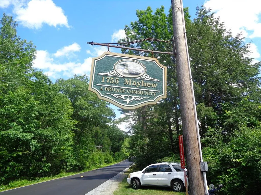 1755 Mayhew Turnpike Bridgewater NH 03222