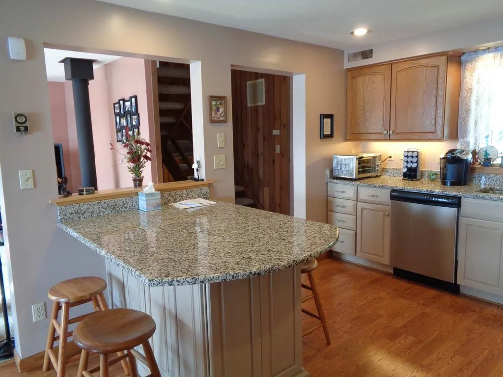 1755 Mayhew Turnpike Bridgewater NH 03222