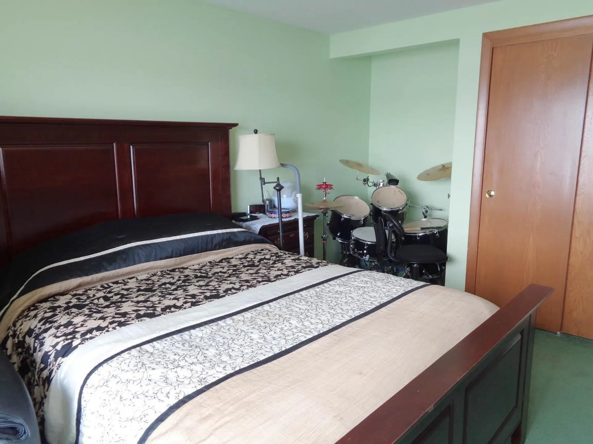 1755 Mayhew Turnpike Bridgewater NH 03222