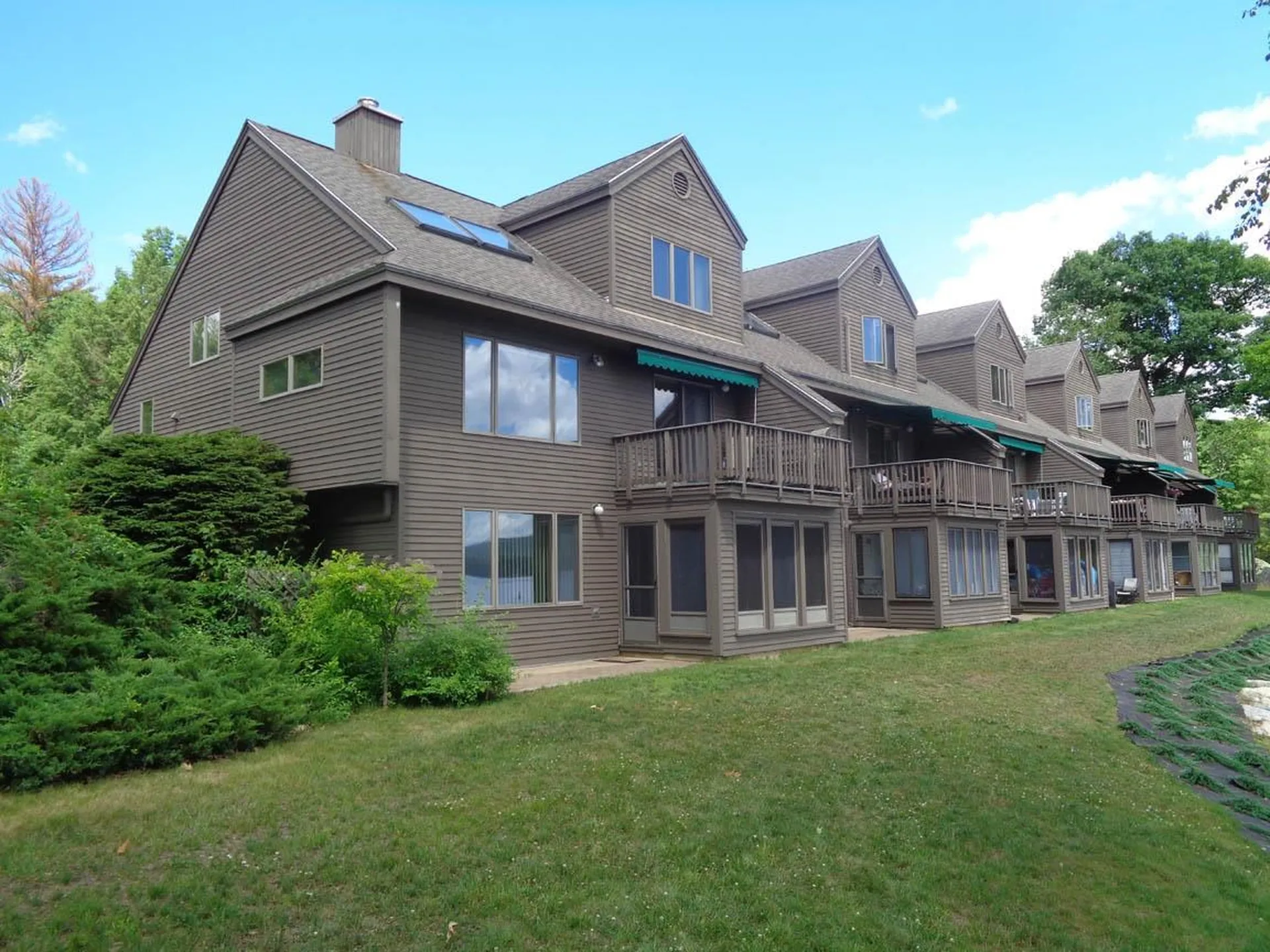 1755 Mayhew Turnpike Bridgewater NH 03222