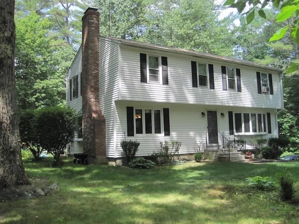 11 Granger Drive Lee NH 03861
