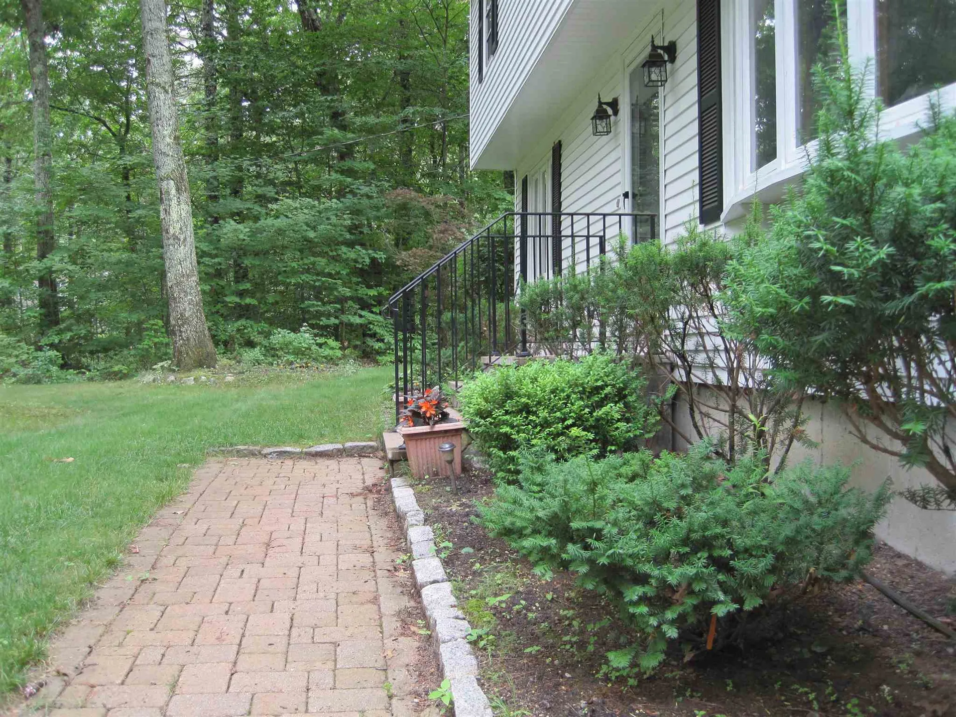11 Granger Drive Lee NH 03861