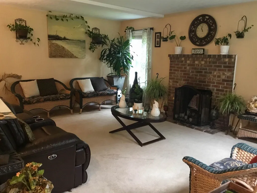 57 Arrowcrest Drive Swanzey NH 03446