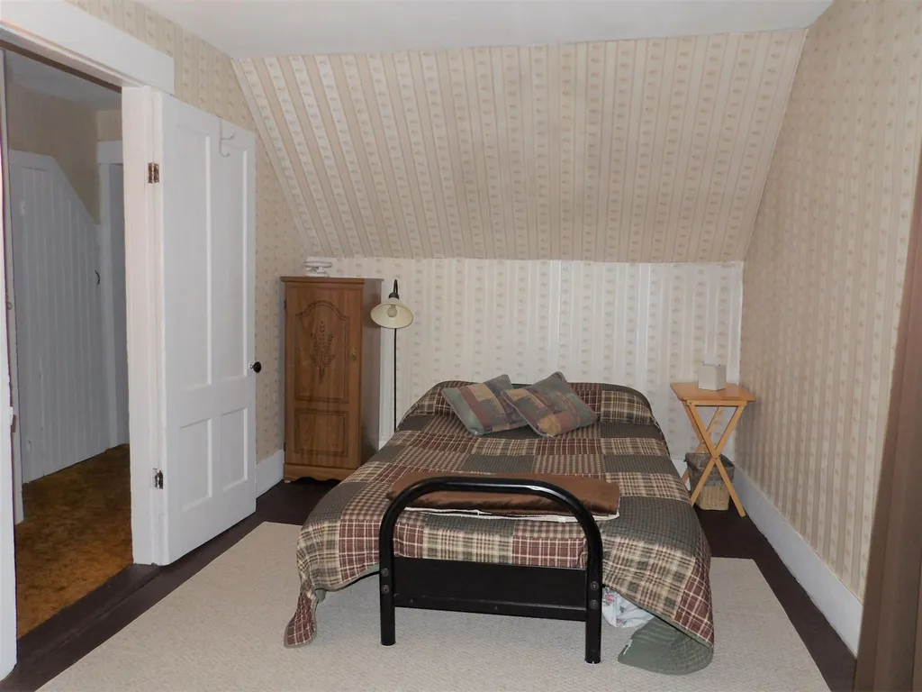 20 Russell Street Franklin NH 03235