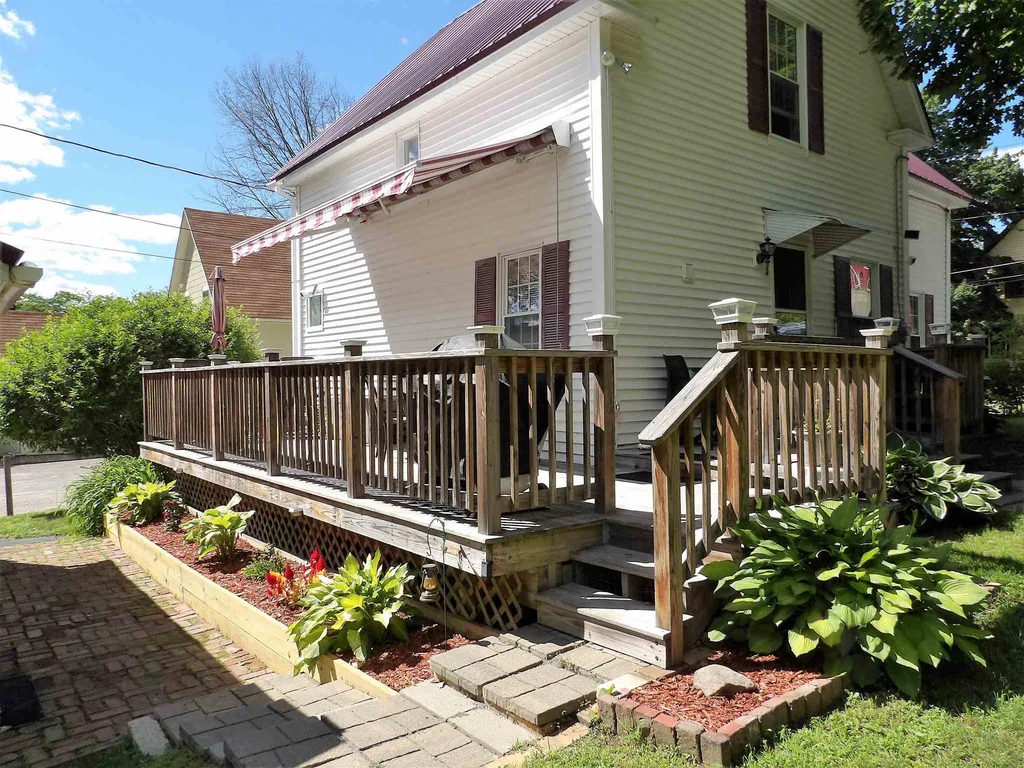20 Russell Street Franklin NH 03235