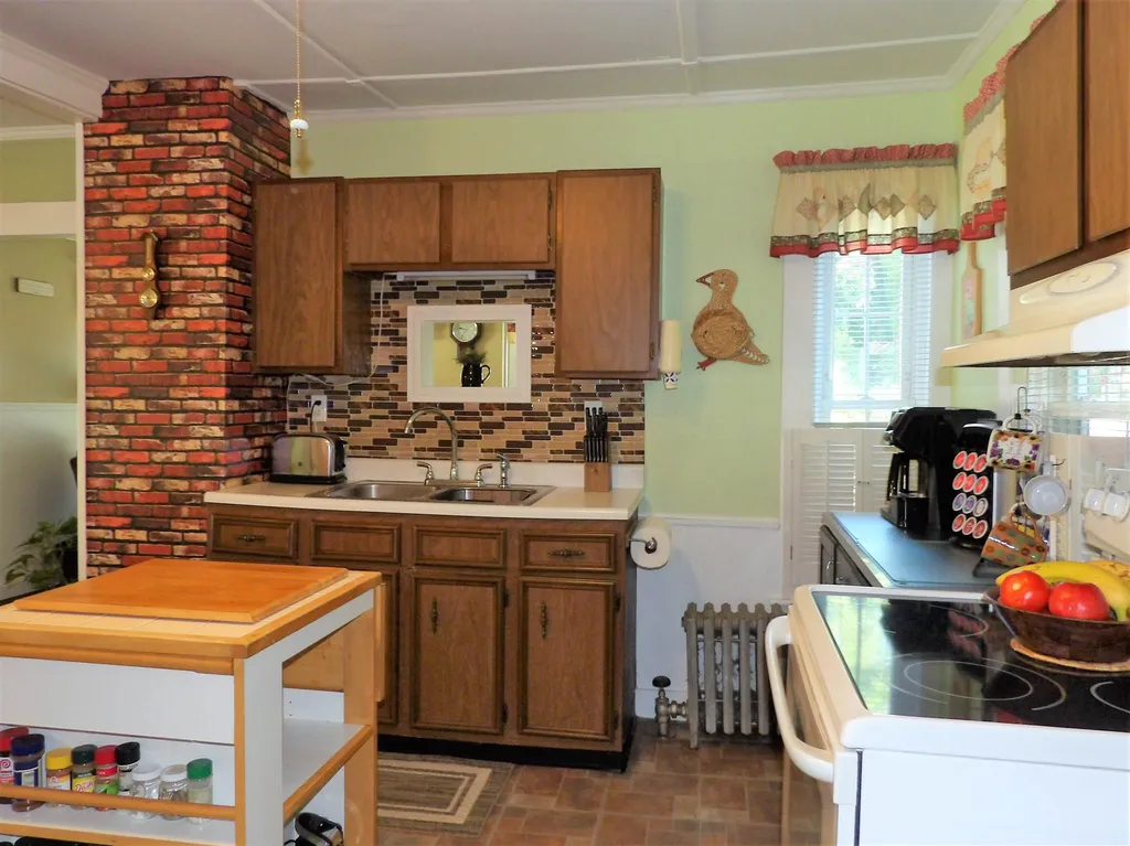 20 Russell Street Franklin NH 03235