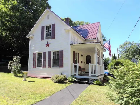 20 Russell Street Franklin NH 03235