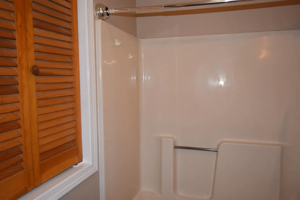 35 Potter Lane Enfield NH 03748