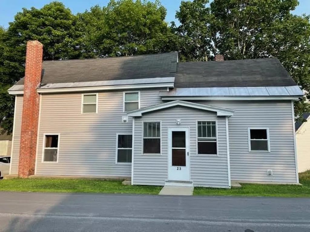 23 Watson Street Pittsfield NH 03263