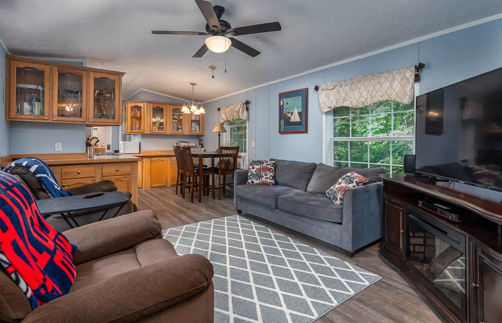 71 Tonka Street Rochester NH 03867