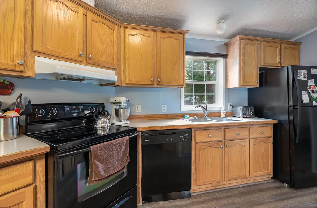 71 Tonka Street Rochester NH 03867