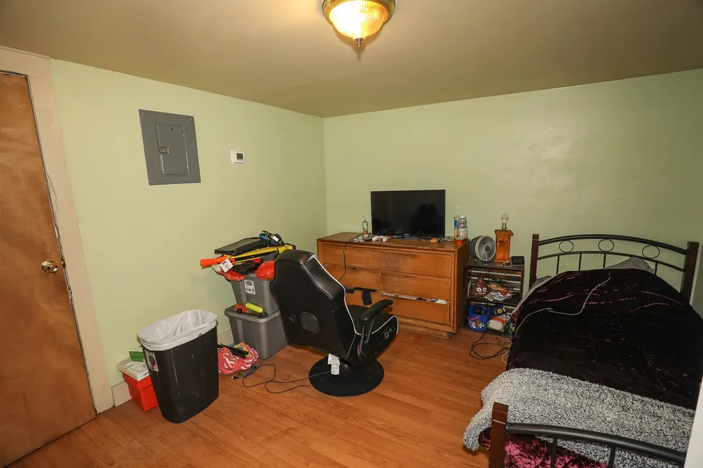 38 Washington Street Claremont NH 03743