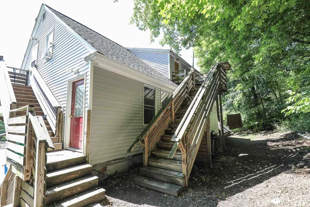 38 Washington Street Claremont NH 03743