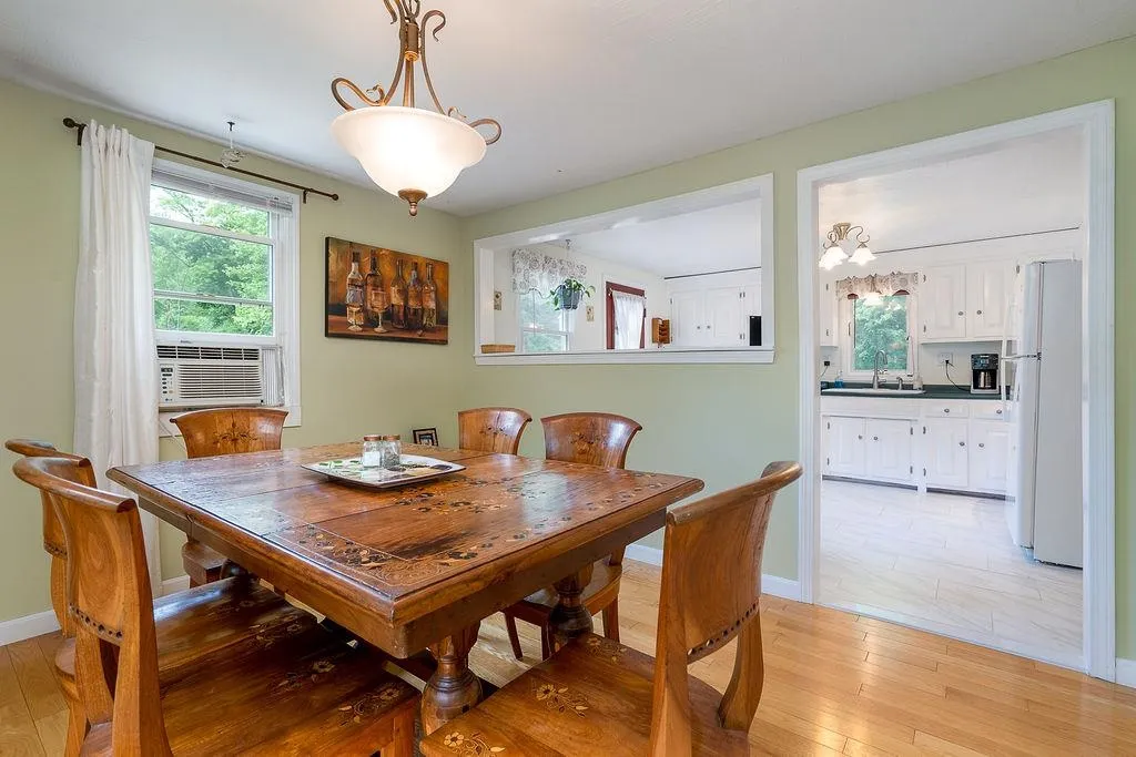 349 Main Dunstable Road Nashua NH 03062