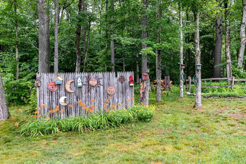 70 Crabapple Lane Hyde Park VT 05655