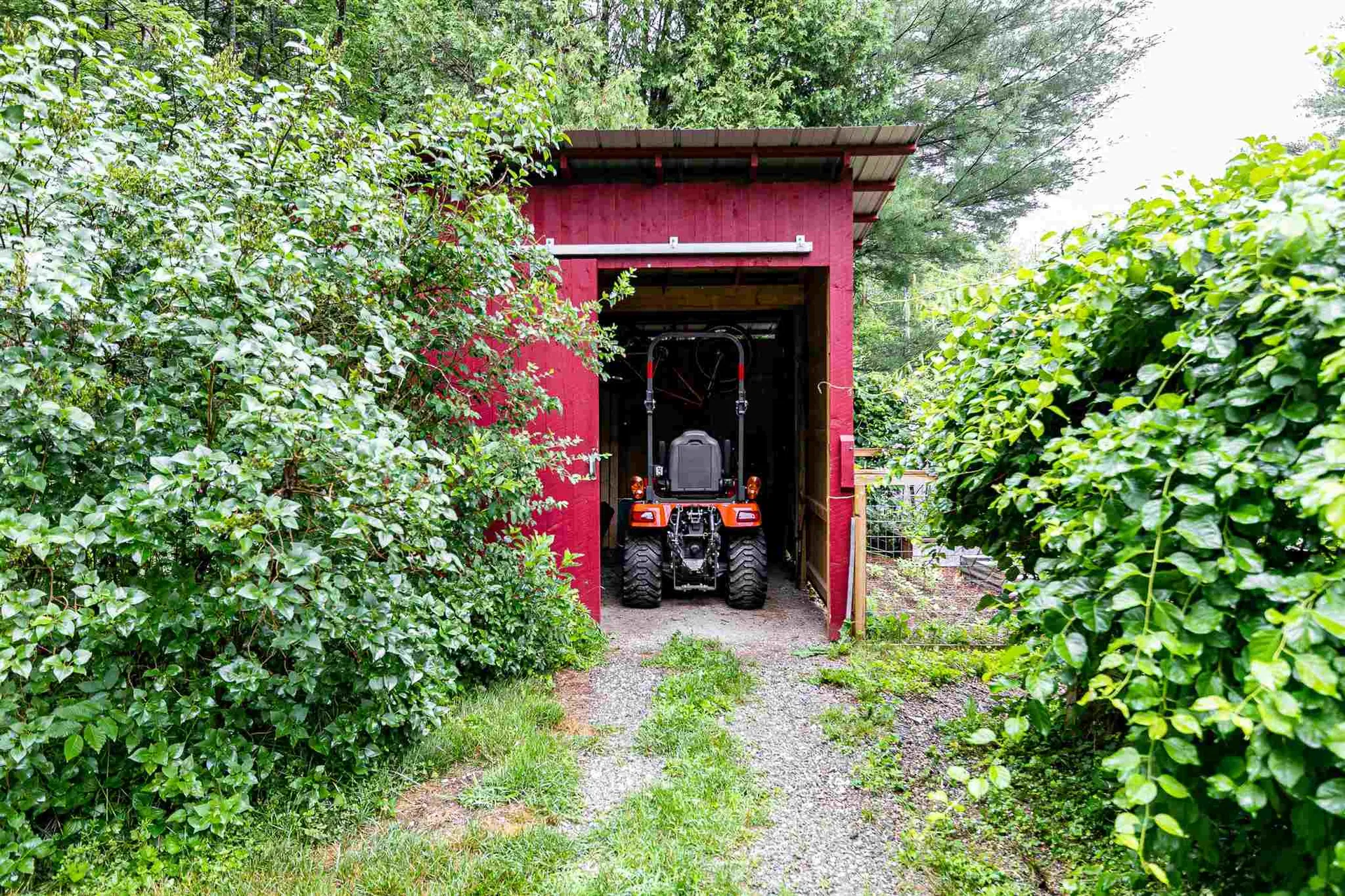 70 Crabapple Lane Hyde Park VT 05655