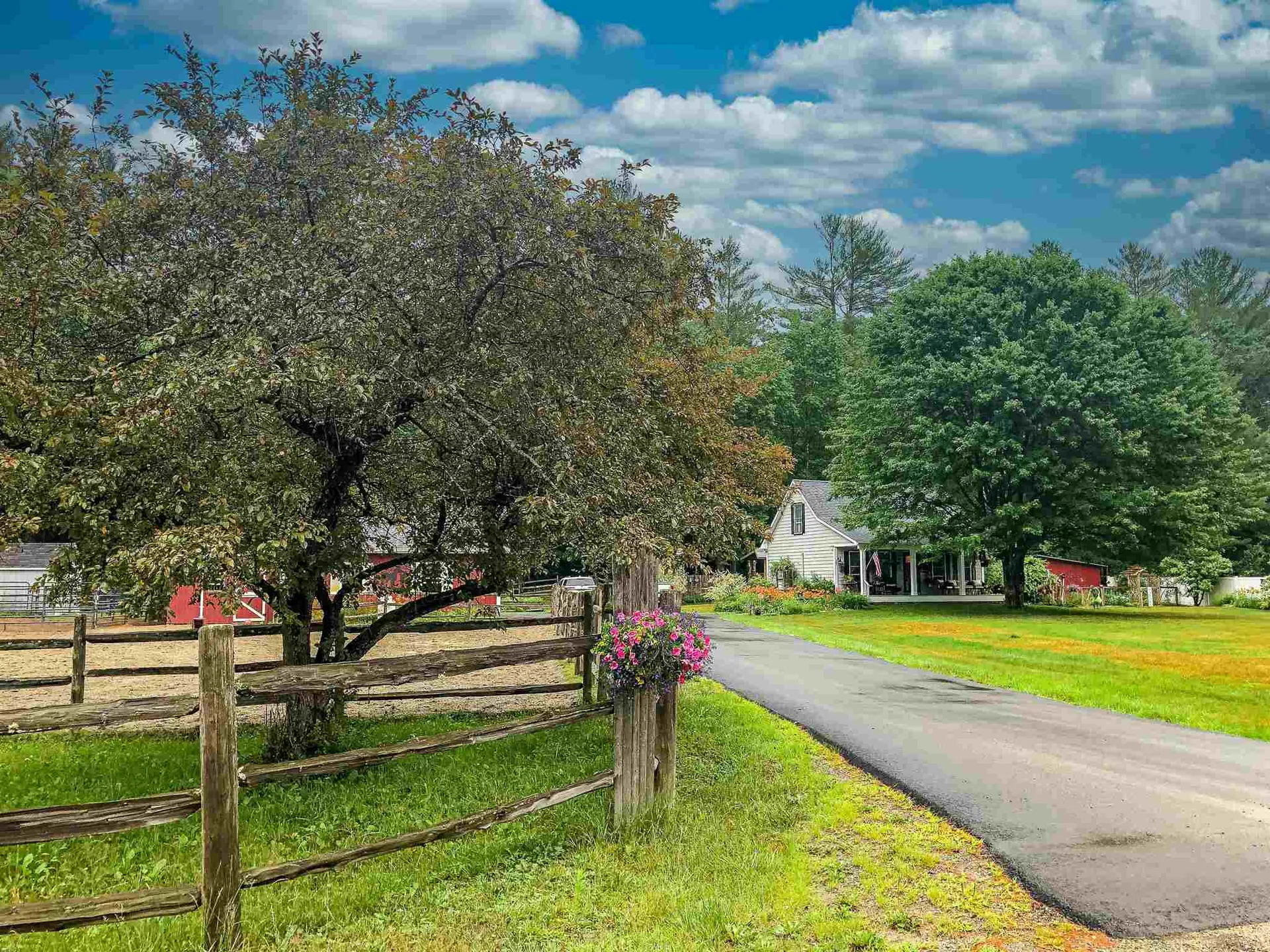 70 Crabapple Lane Hyde Park VT 05655