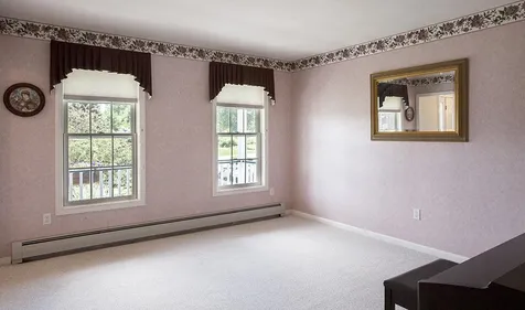 3 Macintosh Drive Londonderry NH 03053
