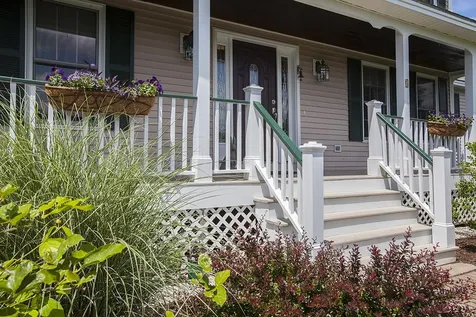 3 Macintosh Drive Londonderry NH 03053