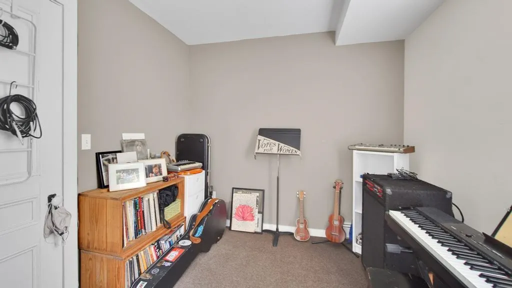 235 S Winooski Avenue Burlington VT 05401